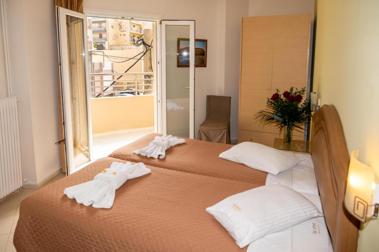 Kronos Hotel Iraklion Buitenkant foto