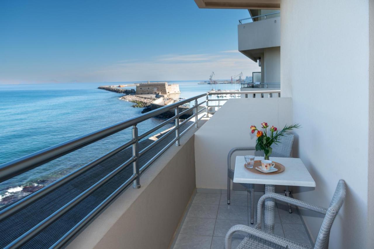 Kronos Hotel Iraklion Buitenkant foto