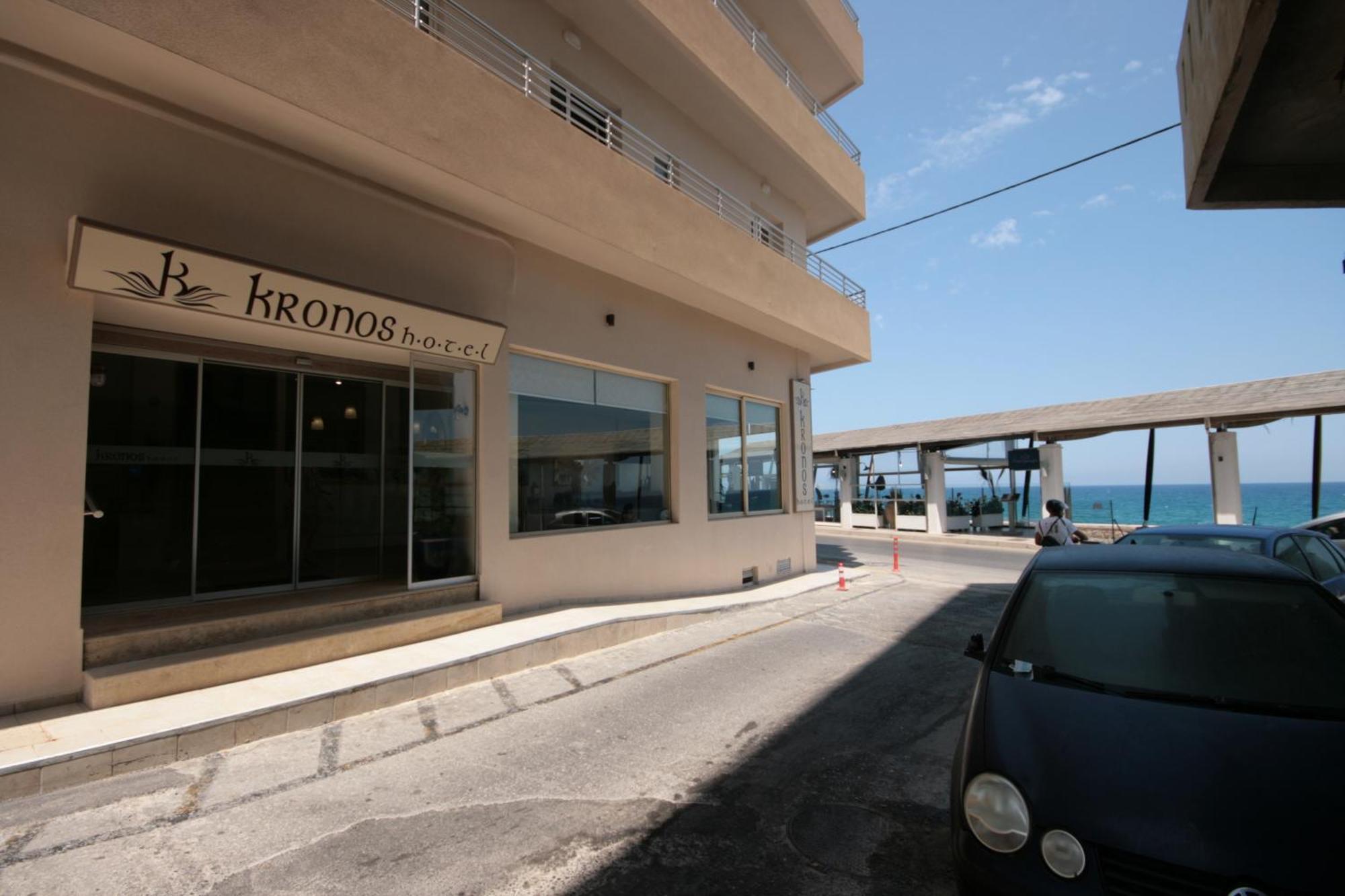Kronos Hotel Iraklion Buitenkant foto