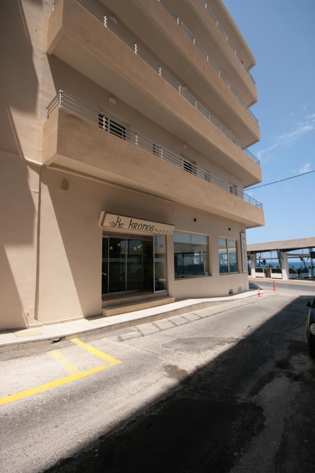 Kronos Hotel Iraklion Buitenkant foto