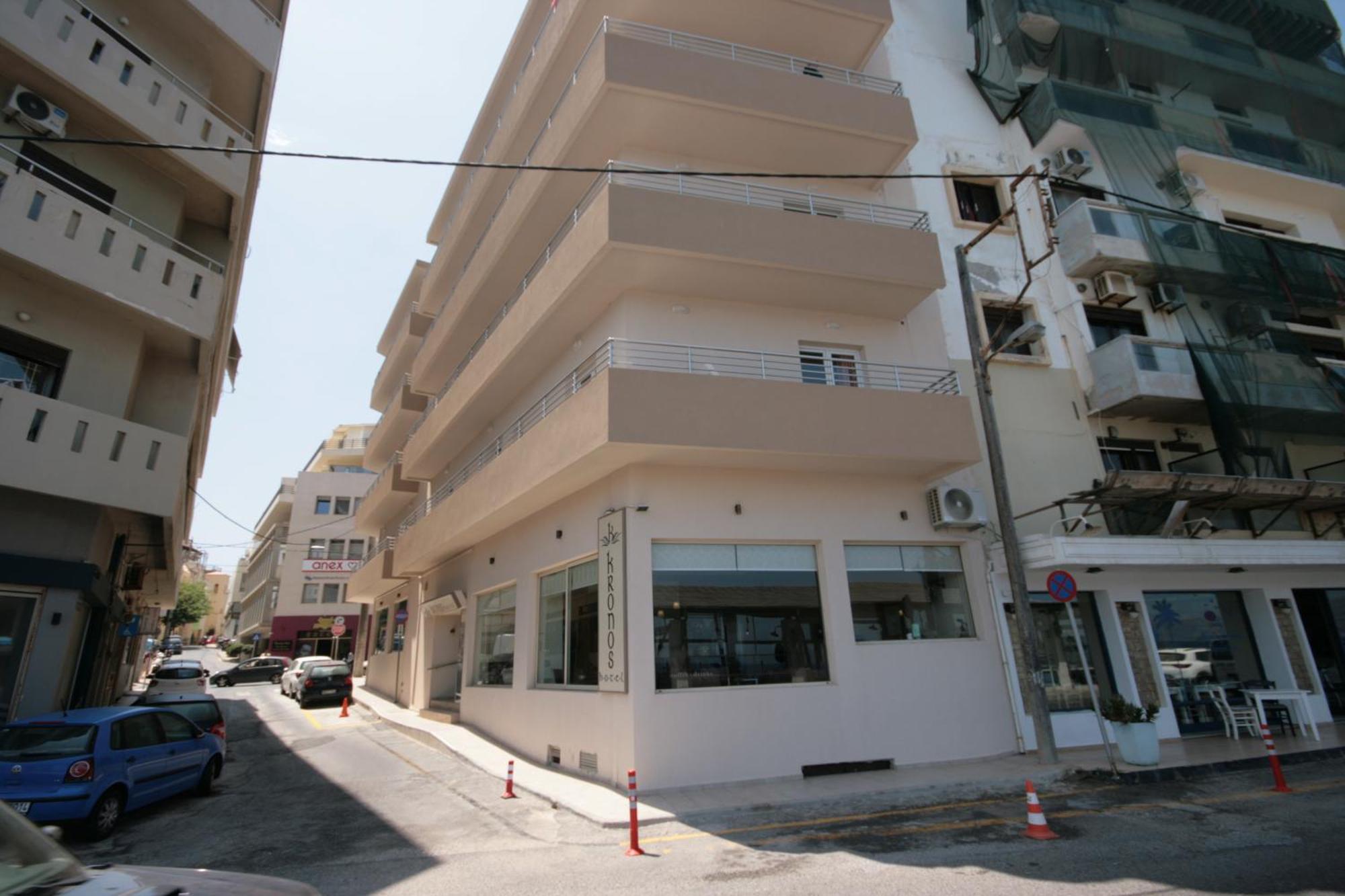 Kronos Hotel Iraklion Buitenkant foto